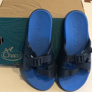 CHACO’s Chillos Youth 3 / EU 34 / ladies 4.5 sandal blavk & blue